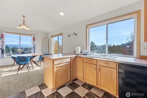 7972 39th Avenue S Seattle WA 98118