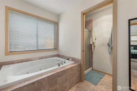 7972 39th Avenue S Seattle WA 98118