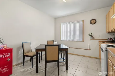 7972 39th Avenue S Seattle WA 98118