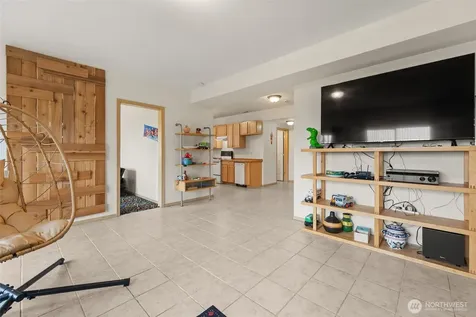 7972 39th Avenue S Seattle WA 98118