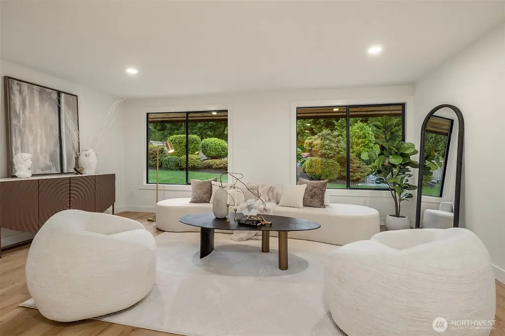 1659 215th Place SE Sammamish WA 98075