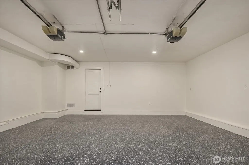1659 215th Place SE Sammamish WA 98075