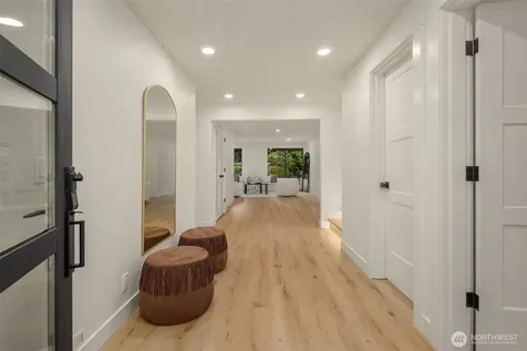 1659 215th Place SE Sammamish WA 98075