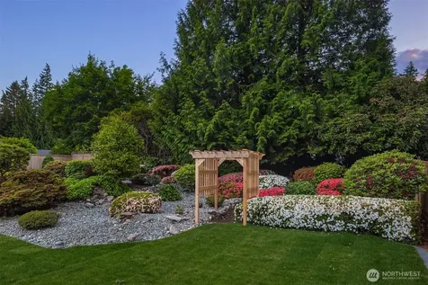 1659 215th Place SE Sammamish WA 98075