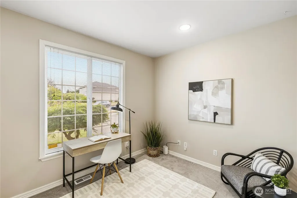 3602 Broadmoor Drive NE Tacoma WA 98422