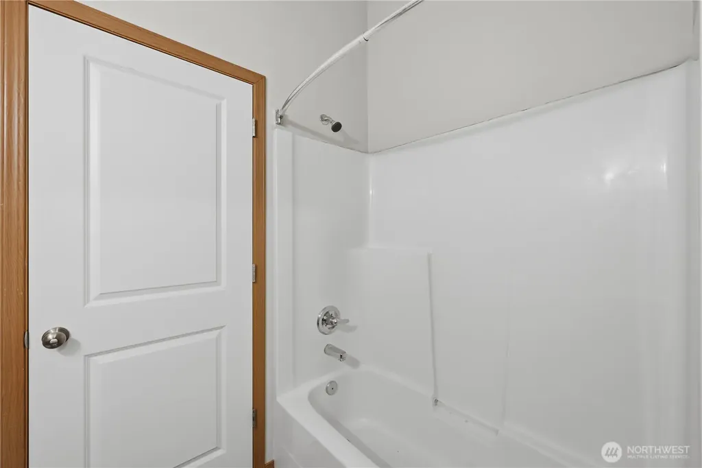 12801 Ridge Circle E Bonney Lake WA 98391