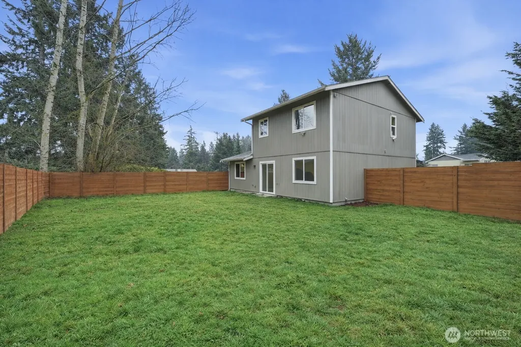 12801 Ridge Circle E Bonney Lake WA 98391