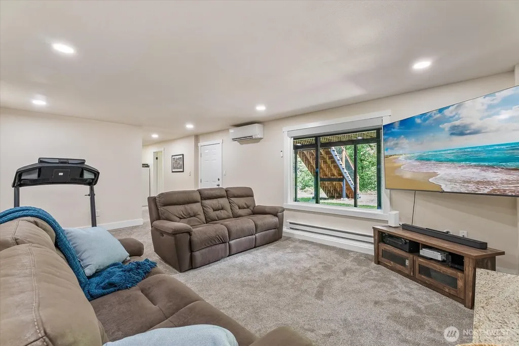 18015 248th Ave SE Maple Valley WA 98038