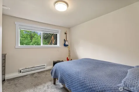 18015 248th Ave SE Maple Valley WA 98038