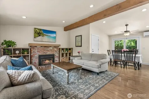 18015 248th Ave SE Maple Valley WA 98038