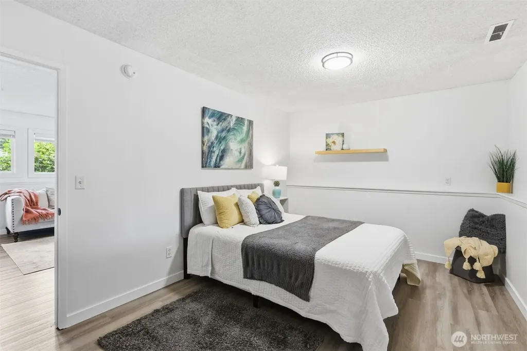 12611 NE 134th Place Kirkland WA 98034