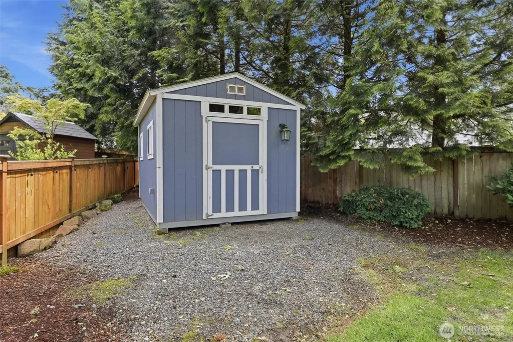 12611 NE 134th Place Kirkland WA 98034