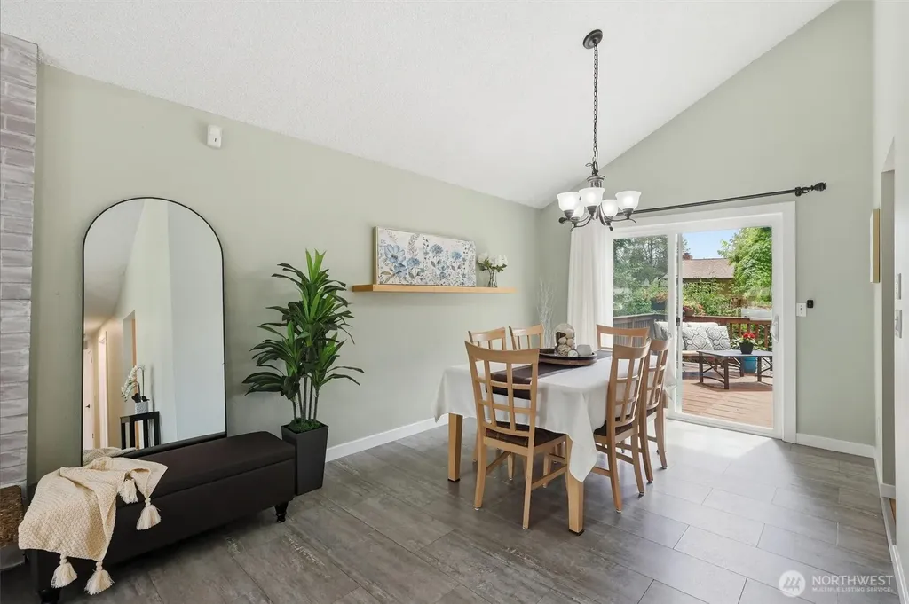 12611 NE 134th Place Kirkland WA 98034