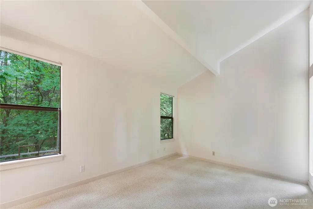 17304 NE 34th Street Redmond WA 98052