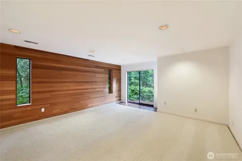 17304 NE 34th Street Redmond WA 98052