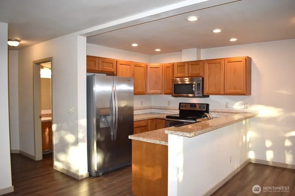 218 E Whitman Drive College Place WA 99324