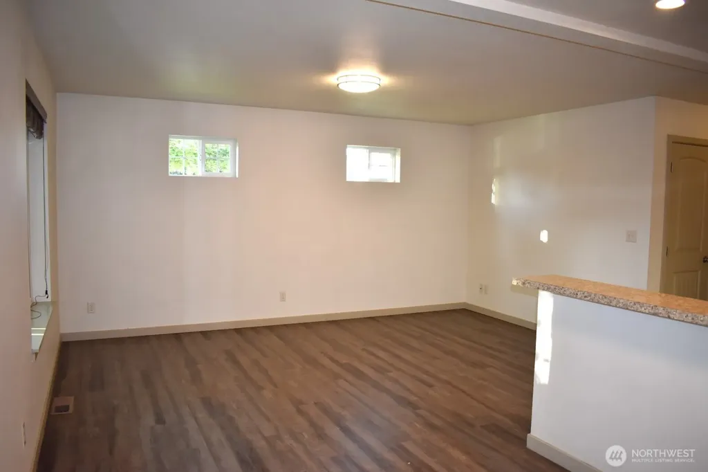 218 E Whitman Drive College Place WA 99324