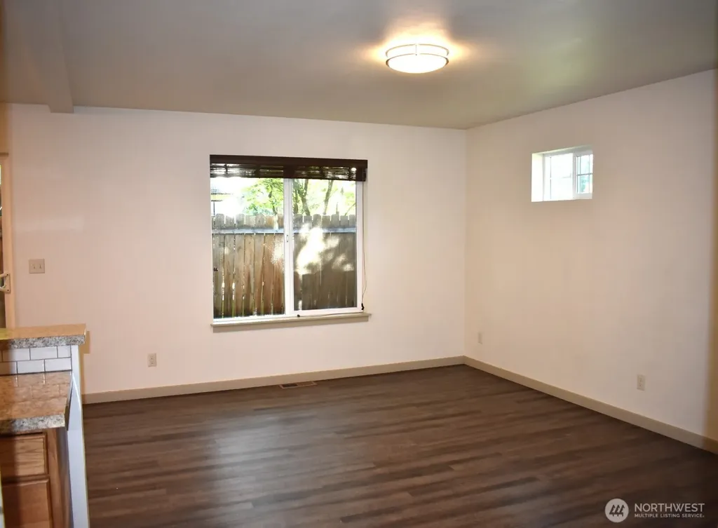 218 E Whitman Drive College Place WA 99324