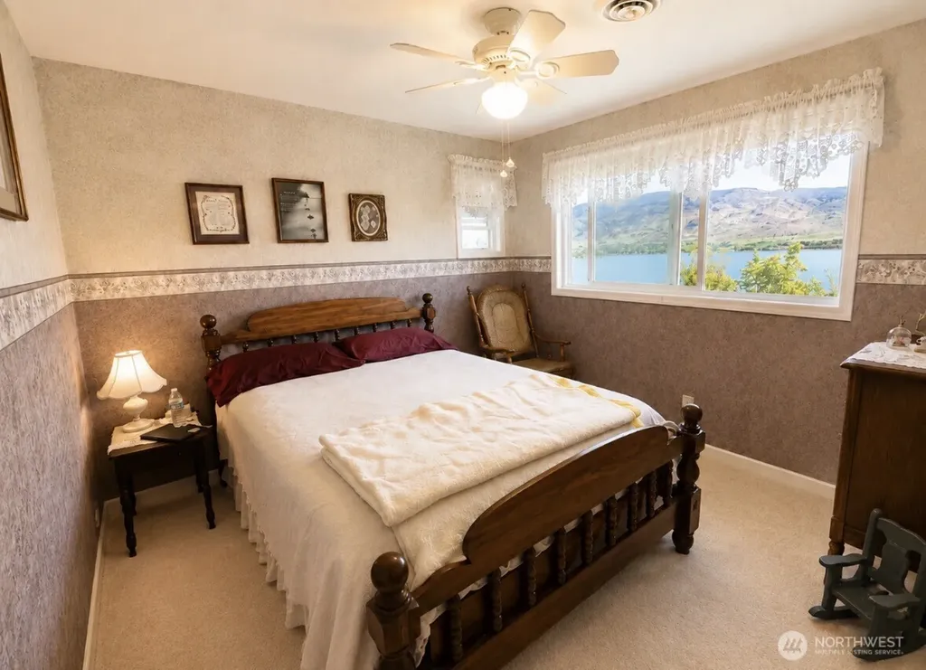33524 Highway 97 Oroville WA 98844