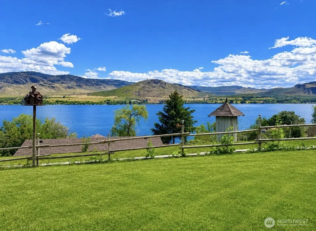 33524 Highway 97 Oroville WA 98844