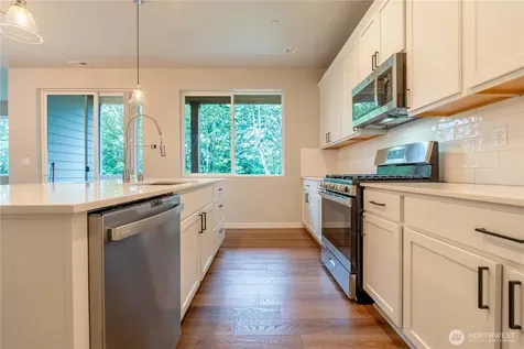 6847 88th Drive NE Marysville WA 98270