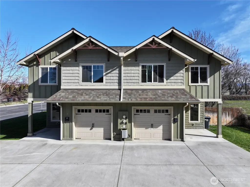 226 E Whitman Drive College Place WA 99324