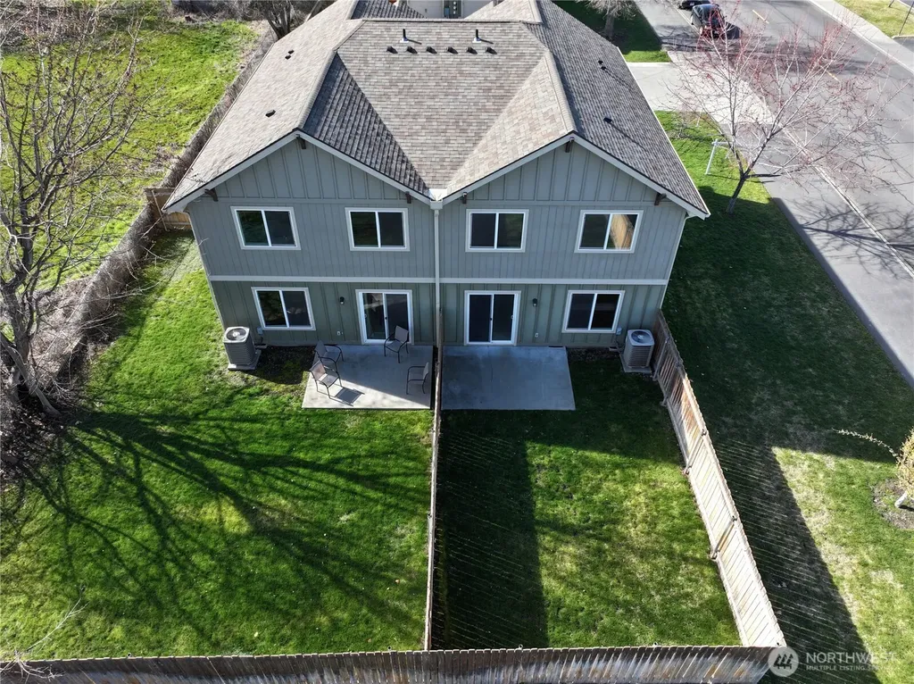 226 E Whitman Drive College Place WA 99324