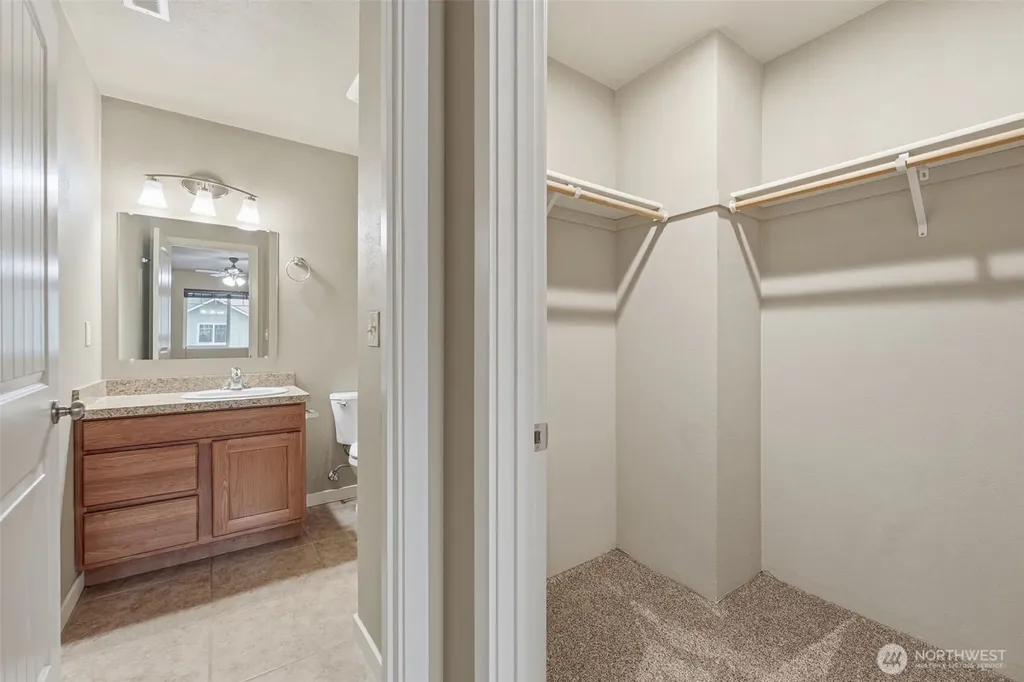 226 E Whitman Drive College Place WA 99324