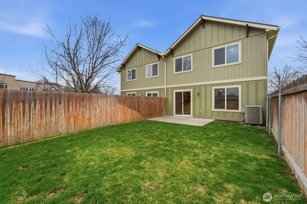 226 E Whitman Drive College Place WA 99324
