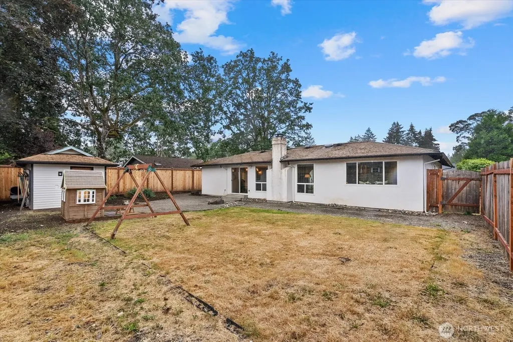 7601 90th Avenue SW Lakewood WA 98498