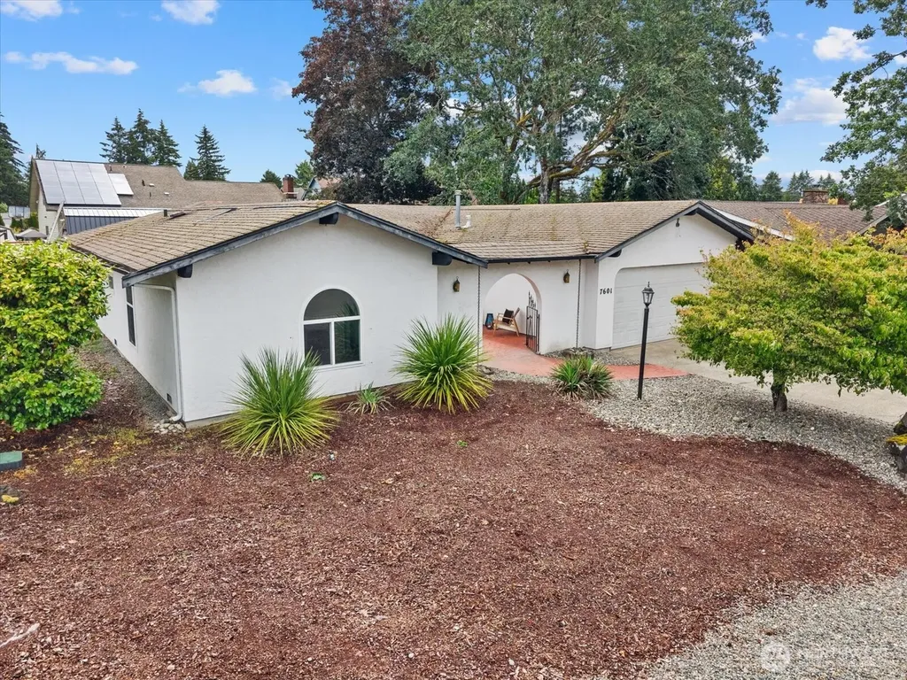 7601 90th Avenue SW Lakewood WA 98498