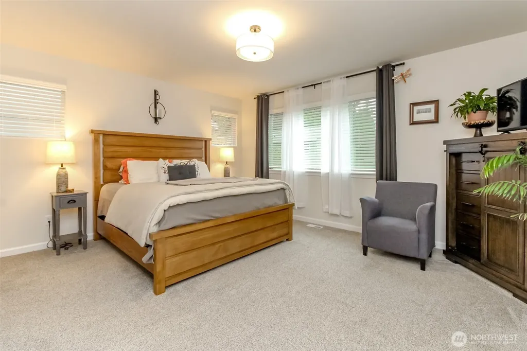 12104 126th Avenue Ct E Puyallup WA 98374