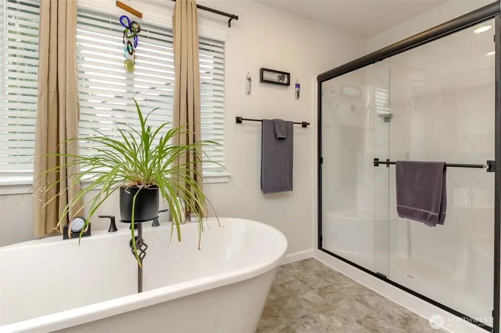 12104 126th Avenue Ct E Puyallup WA 98374