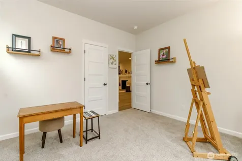 12104 126th Avenue Ct E Puyallup WA 98374