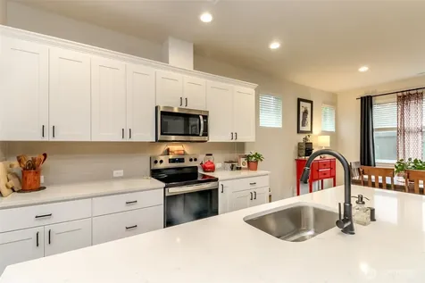 12104 126th Avenue Ct E Puyallup WA 98374