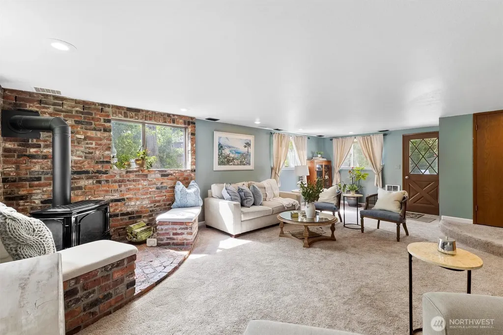 10311 Lundeen Parkway Lake Stevens WA 98258