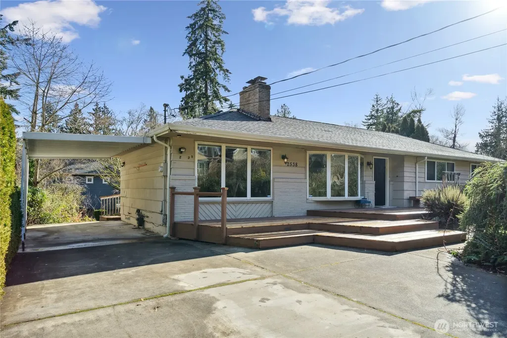 2538 102nd Avenue NE Bellevue WA 98004
