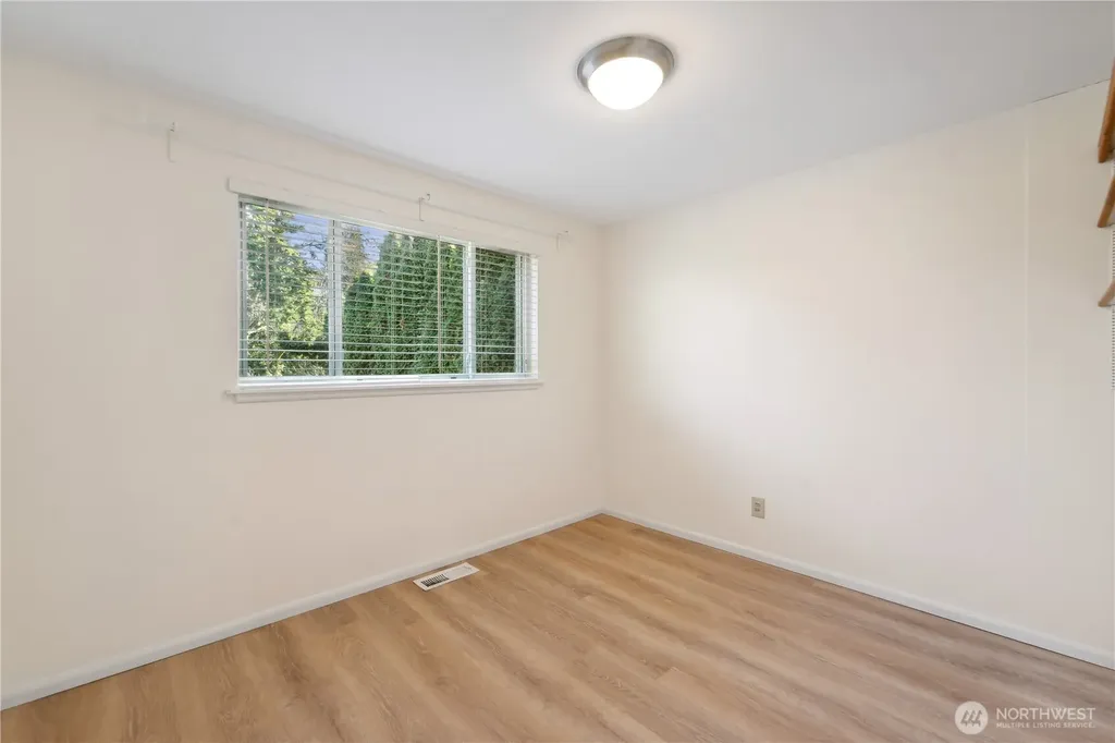 2538 102nd Avenue NE Bellevue WA 98004