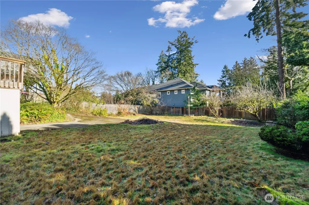 2538 102nd Avenue NE Bellevue WA 98004