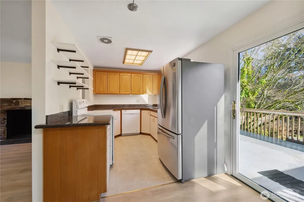 2538 102nd Avenue NE Bellevue WA 98004