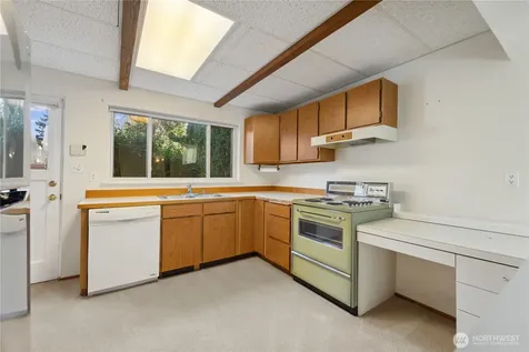 2538 102nd Avenue NE Bellevue WA 98004