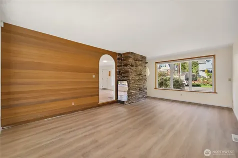 2538 102nd Avenue NE Bellevue WA 98004