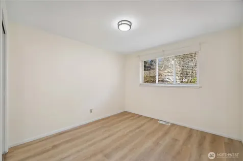 2538 102nd Avenue NE Bellevue WA 98004