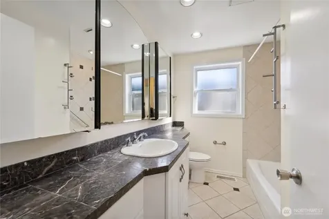 2538 102nd Avenue NE Bellevue WA 98004