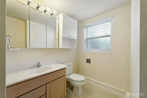 2538 102nd Avenue NE Bellevue WA 98004