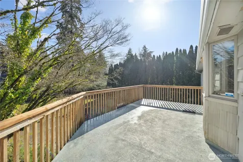 2538 102nd Avenue NE Bellevue WA 98004