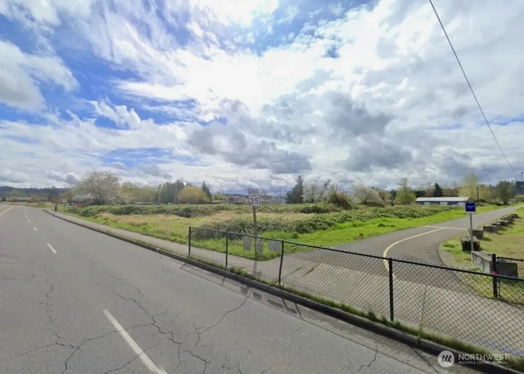 305 Tacoma Boulevard Pacific WA 98047