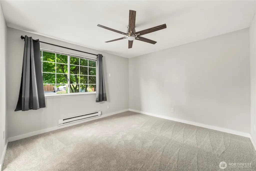 16817 Larch Way Lynnwood WA 98037