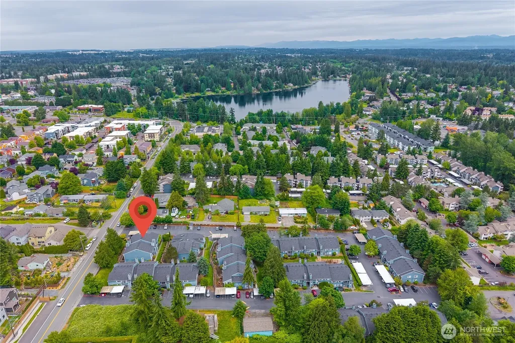 16817 Larch Way Lynnwood WA 98037