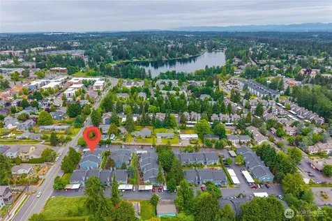 16817 Larch Way Lynnwood WA 98037